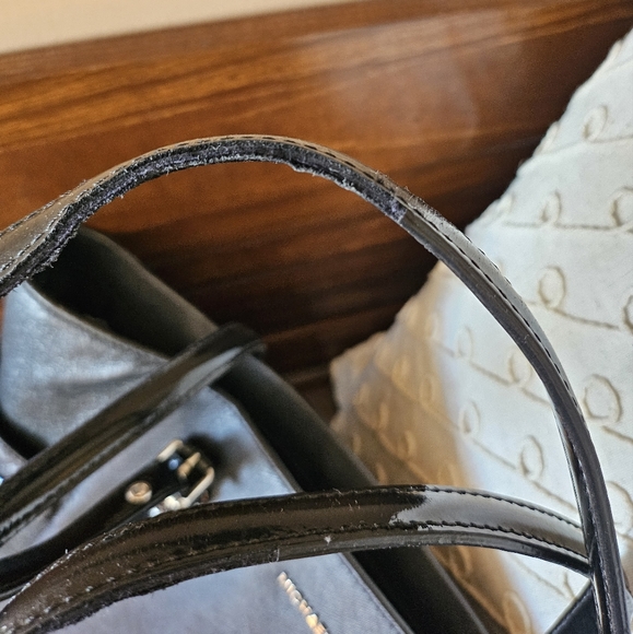 Michael Kors Large Leather Tote Bag! GUC! - Picture 10 of 11